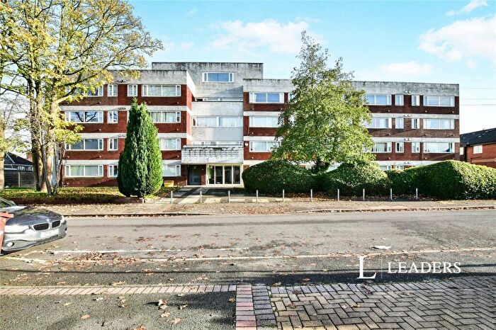 1 Bedroom Flat To Rent In Holland Road, Manchester, Greater Manchester, M8