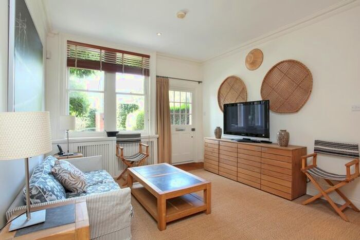 1 Bedroom Flat To Rent In Horton Road, Staines, TW19