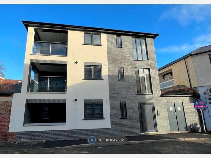 2 Bedroom Flat To Rent In (Ground Floor) Kensington Place, Norwich, NR1