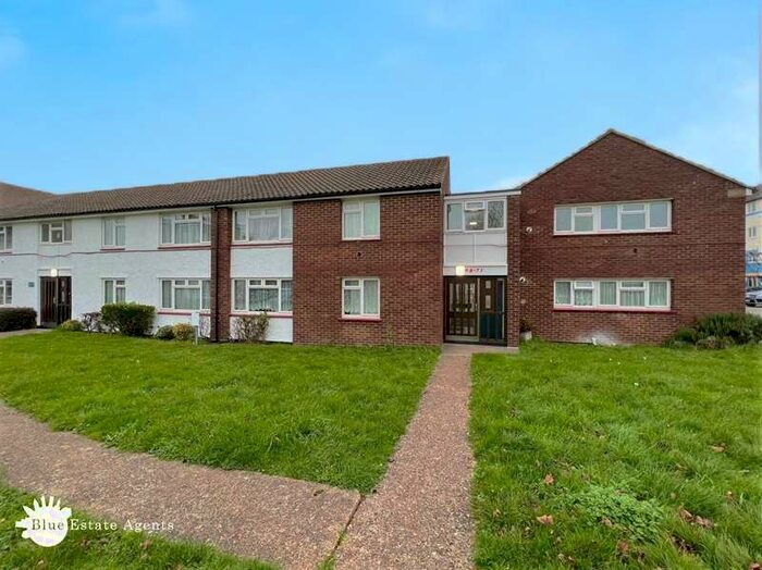 1 Bedroom Flat To Rent In Harlech Gardens, Hounslow, TW5