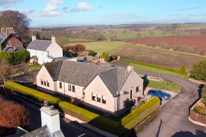 4 Bedroom Detached Bungalow For Sale In Montrose, DD10