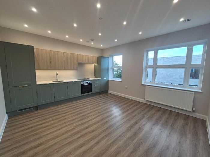 1 Bedroom Flat To Rent In Bakers Lane, Epping, Essex, CM16