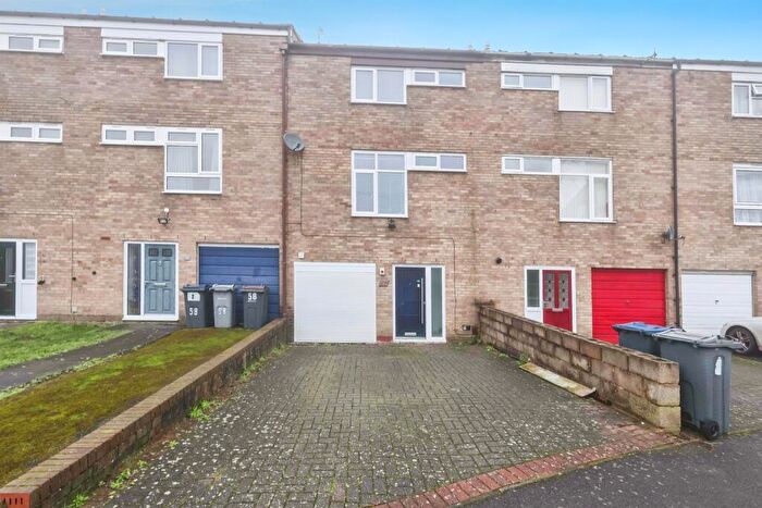 3 Bedroom Terraced House For Sale In Middle Leasow, Quinton, Birmingham, B32
