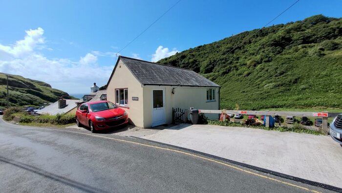 1 Bedroom Apartment To Rent In Trebarwith Strand, PL34