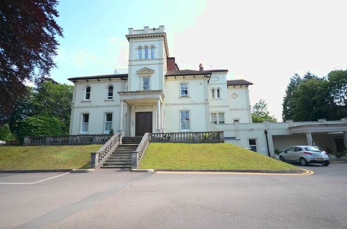 1 Bedroom Flat To Rent In Stockton Avenue, Fleet, GU51