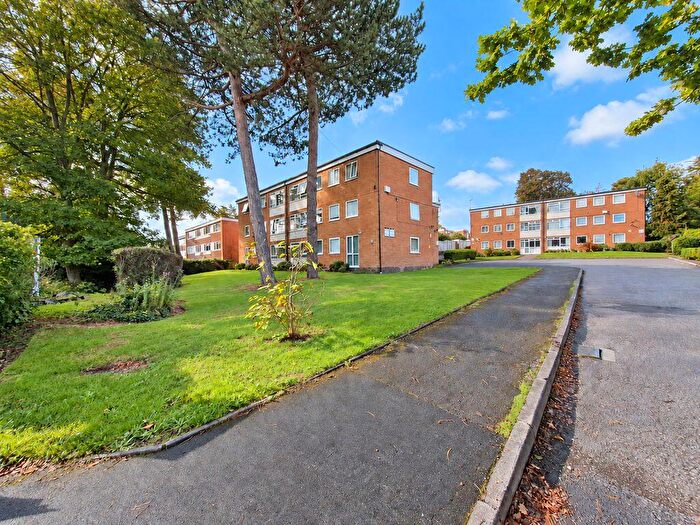 2 Bedroom Flat To Rent In Boldmere Gardens, Boldmere, Sutton Coldfield, B73