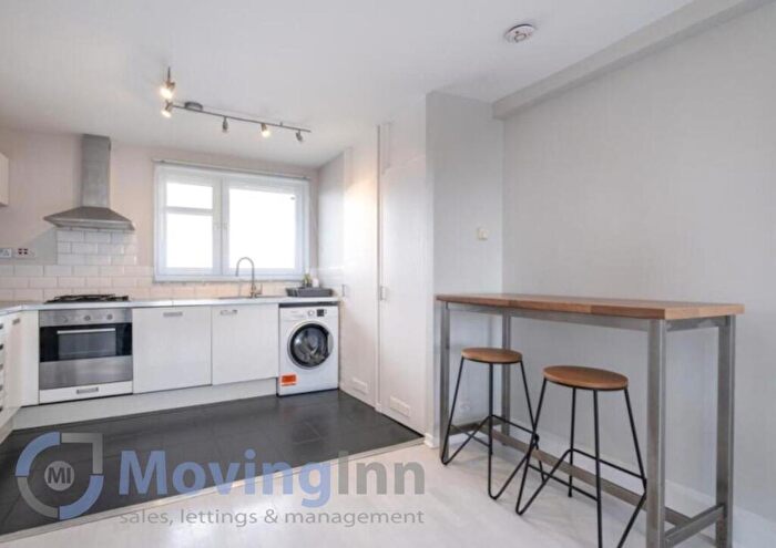3 Bedroom Flat To Rent In Hydethorpe Road, Balham, SW12