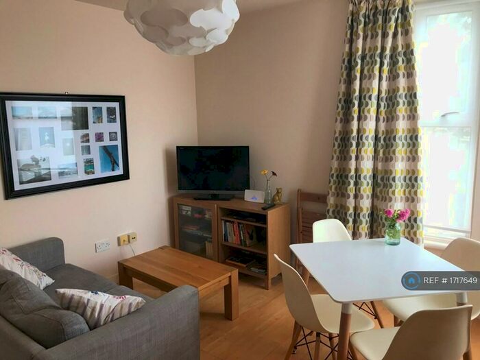 2 Bedroom Flat To Rent In Empire Road, Sheffield, S7