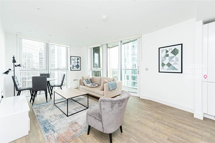 2 Bedroom Flat To Rent In Gladwin Tower, Wandsworth Road, London, SW8