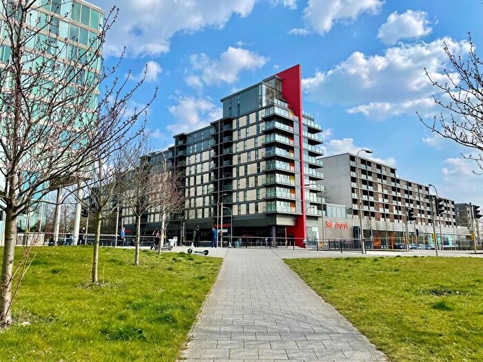 1 Bedroom Apartment To Rent In Amethyst House, Vizion, MK9