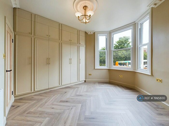 1 Bedroom Flat To Rent In Wood Bury, Broadstairs, CT10