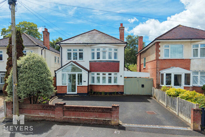 4 Bedroom Detached House For Sale In Herberton Road, Bournemouth, BH6