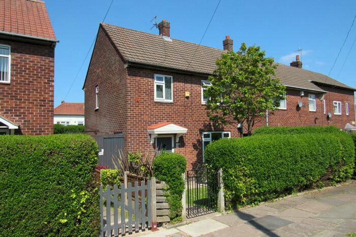 3 Bedroom Terraced House For Sale In Calcot Walk, Wythenshawe, Manchester, M23