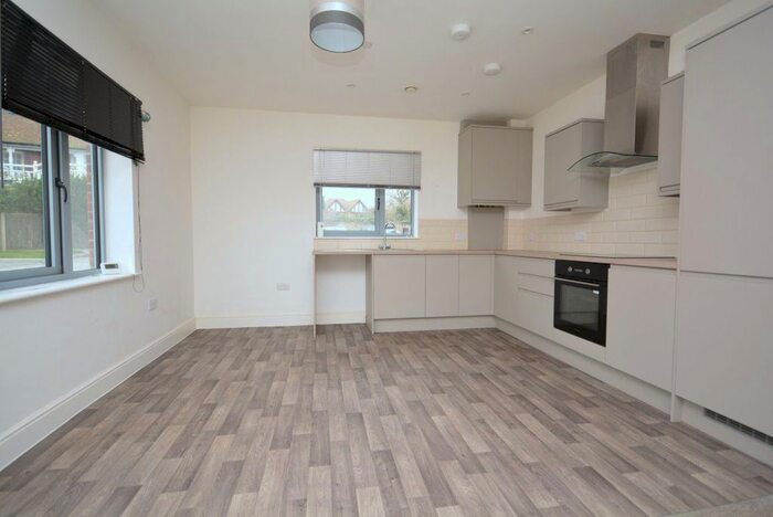 2 Bedroom Flat To Rent In Westcliff House, Sea Rd, Westgate On Sea CT8