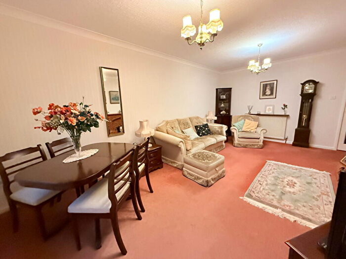 2 Bedroom Semi-Detached Bungalow For Sale In Bardon Drive, Shirley, B90