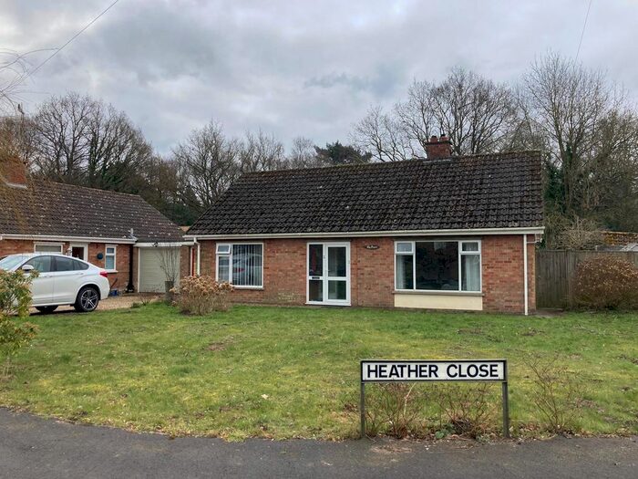 2 Bedroom Bungalow To Rent In Heather Close, North Wootton, King's Lynn, PE30