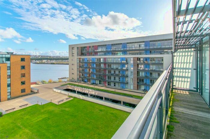 1 Bedroom Apartment To Rent In Ferry Court, Cardiff, CF11