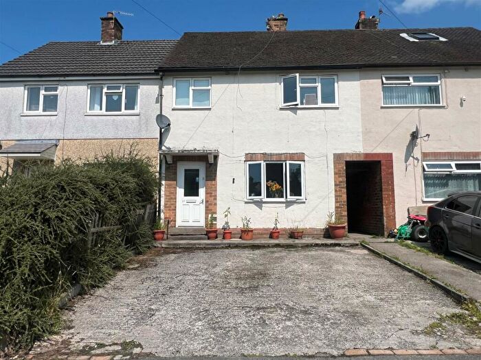 3 Bedroom Terraced House For Sale In Peak Road, New Mills, High Peak, SK22