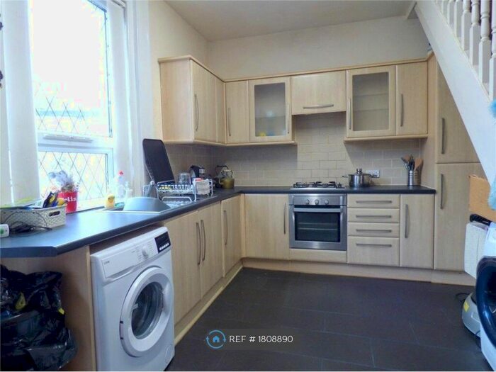 2 Bedroom Terraced House To Rent In Shaw Street, Bury, BL9