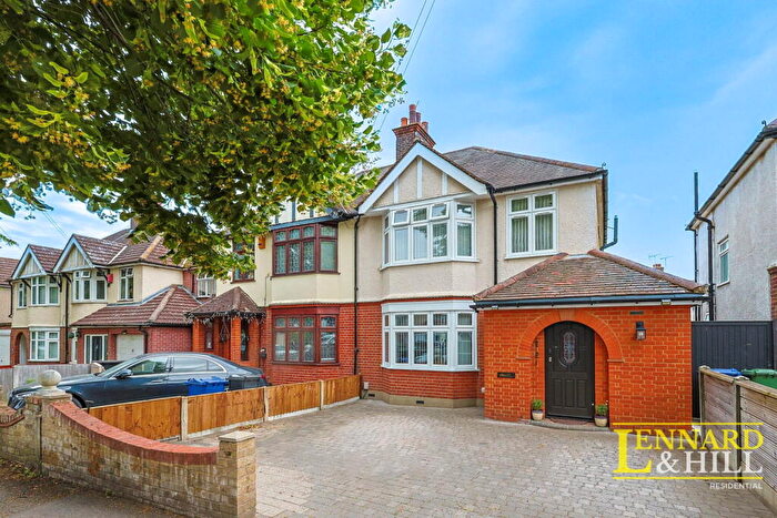 3 Bedroom Semi Detached House For Sale In St. Georges Avenue, Grays, RM17