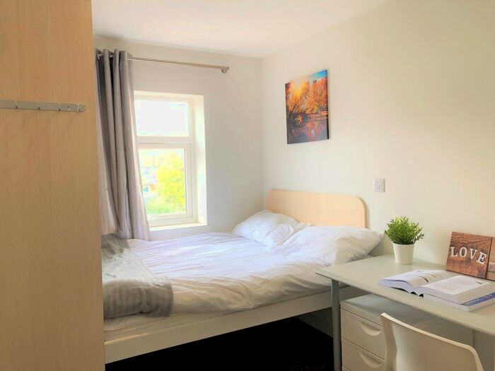 1 Bedroom Semi-Detached House To Rent In Charter Avenue, Coventry, West Midlands, CV4