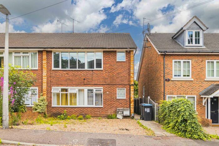 2 Bedroom Maisonette To Rent In Cemmaes Meadow, Boxmoor, HP1