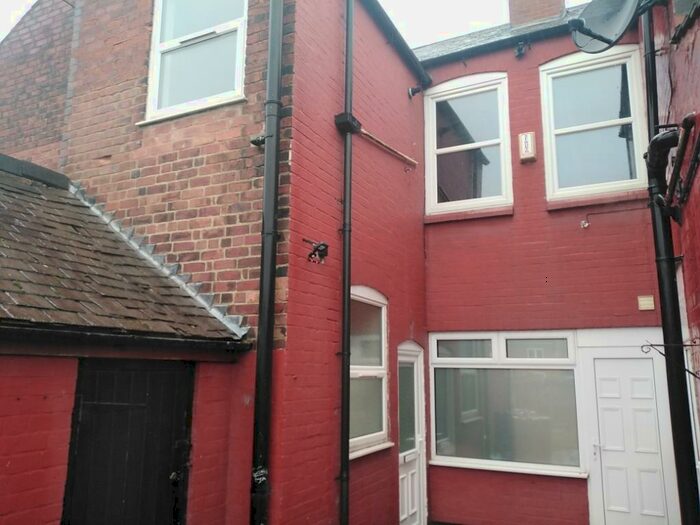 1 Bedroom Flat To Rent In Main Road, Leabrooks, DE55