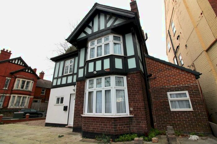 2 Bedroom Apartment To Rent In Derby Road, Nottingham, NG7