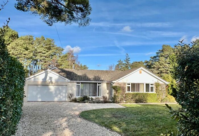 4 Bedroom Detached House For Sale In Ashley Drive North, Ashley Heath, BH24