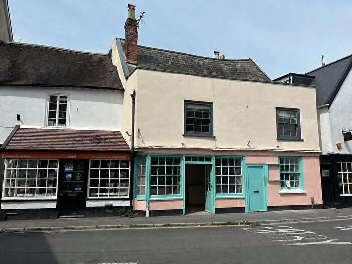 2 Bedroom Maisonette To Rent In Fore Street, Topsham, EX3