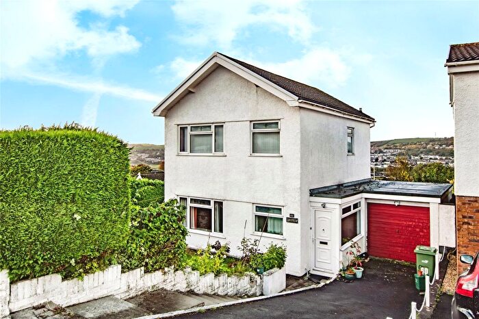 3 Bedroom Detached House For Sale In Elder Grove, Llangunnor, Carmarthen, Carmarthenshire, SA31