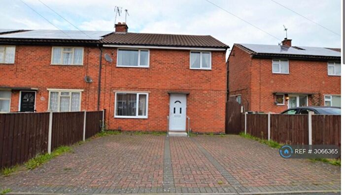 3 Bedroom End Of Terrace House To Rent In Owston Drive, Wigston, LE18