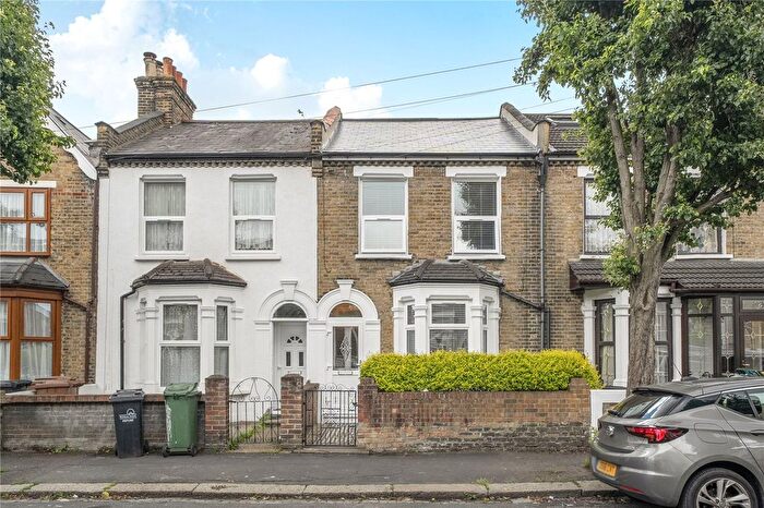 4 Bedroom Terraced House For Sale In Huxley Road, London, E10
