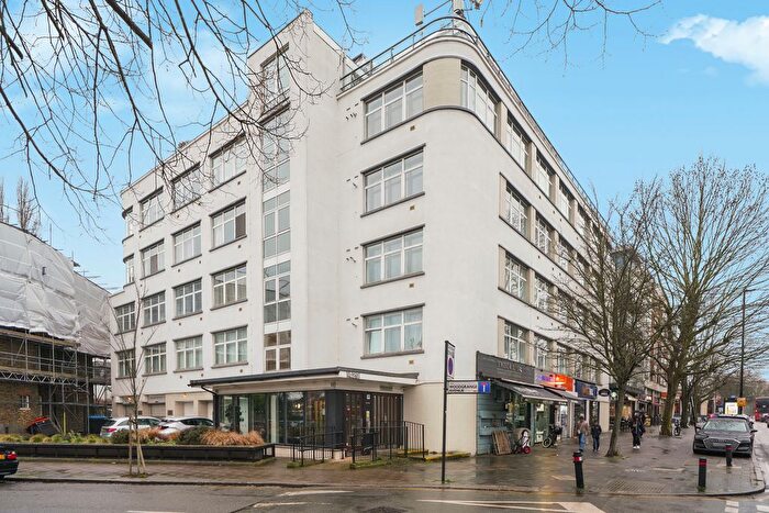 1 Bedroom Flat For Sale In Uxbridge Road, Ealing, W5