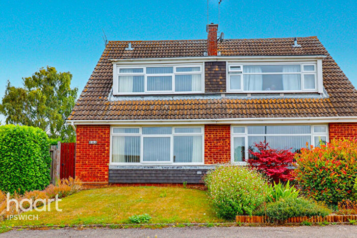 3 Bedroom Semi-Detached Bungalow For Sale In Thornhill Road, Claydon, IP6