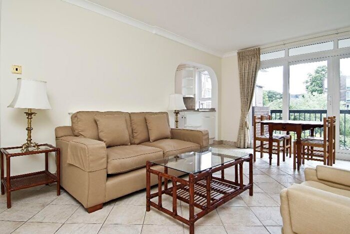 1 Bedroom Flat To Rent In Vanbrugh Court, SE11