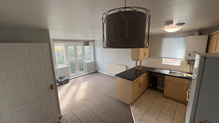 2 Bedroom Property To Rent In Capstan Drive, Rainham, RM13