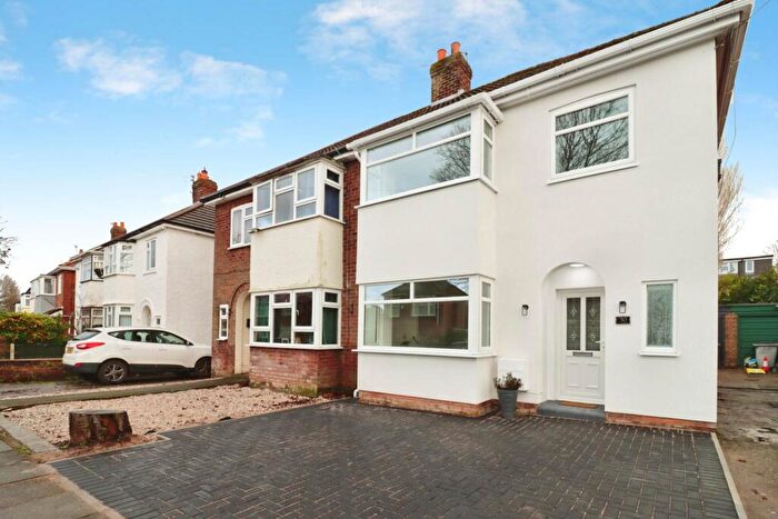 3 Bedroom Semi-Detached House For Sale In St David Road, Eastham, CH62