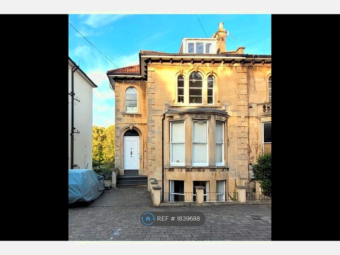 2 Bedroom Flat To Rent In Redland, Bristol, BS6