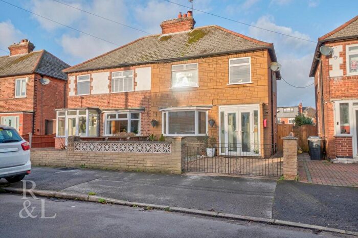3 Bedroom Semi Detached House For Sale In Eltham Road, West Bridgford, Nottingham, NG2
