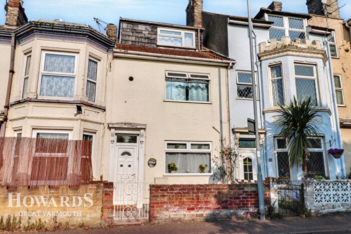 3 Bedroom Terraced House For Sale In Nelson Road Central, Great Yarmouth, NR30