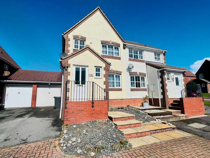 3 Bedroom Semi-Detached House To Rent In Lavant Road, Eastbourne, BN23