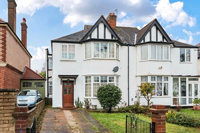 4 Bedroom Semi Detached House For Sale In Perry Rise, London, SE23