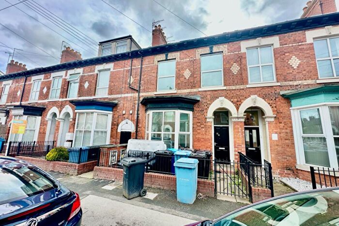3 Bedroom Block Of Apartments For Sale In Morpeth Street, Hull, HU3