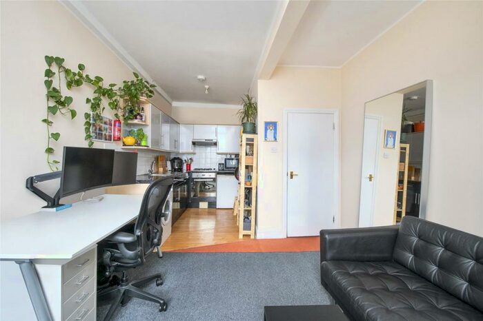 1 Bedroom Flat To Rent In Deptford High Street, London, SE8