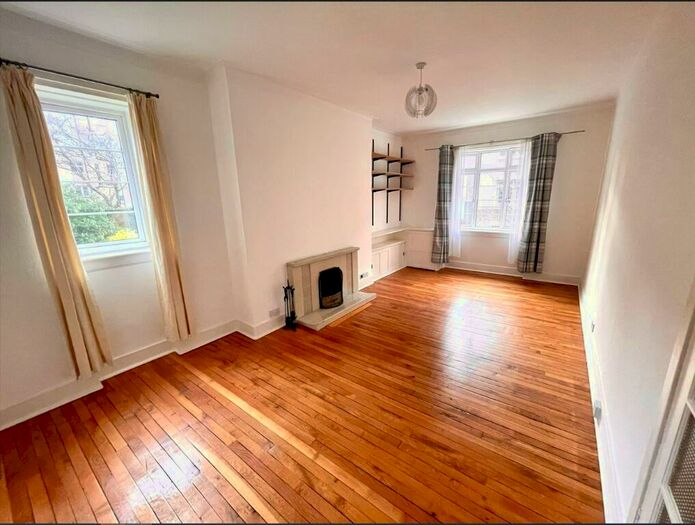 2 Bedroom Flat To Rent In Learmonth Court, Stockbridge, Edinburgh, EH4