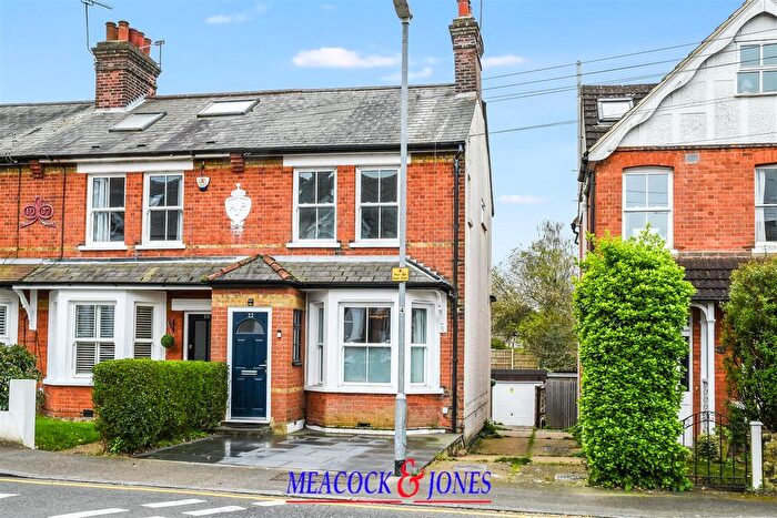 3 Bedroom End Of Terrace House For Sale In Park Road, Brentwood, CM14