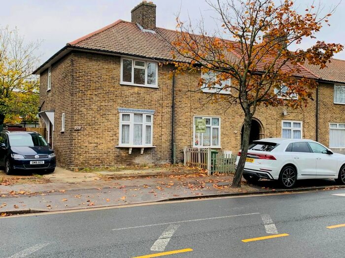 2 Bedroom Terraced House To Rent In Hedgemans Road, Becontree RM9