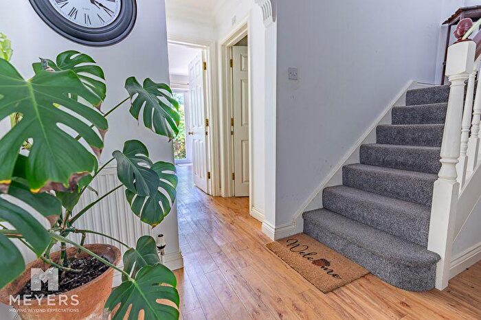 Studio To Rent In Bourne Banks, Branksome Wood Road, Bournemouth, BH4