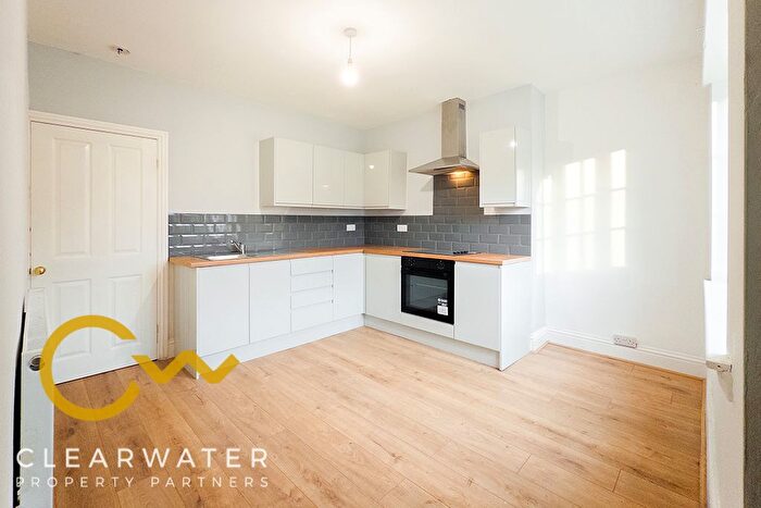 3 Bedroom Semi-Detached House To Rent In Green Lane, Woodlands, Doncaster, DN6